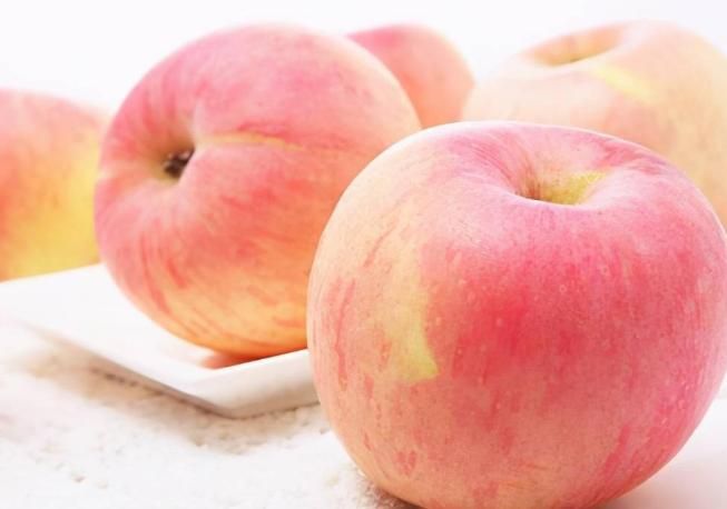 温阳|苹果是胃病的“催化剂”？医生：保护胃部，这8种水果不妨多吃些