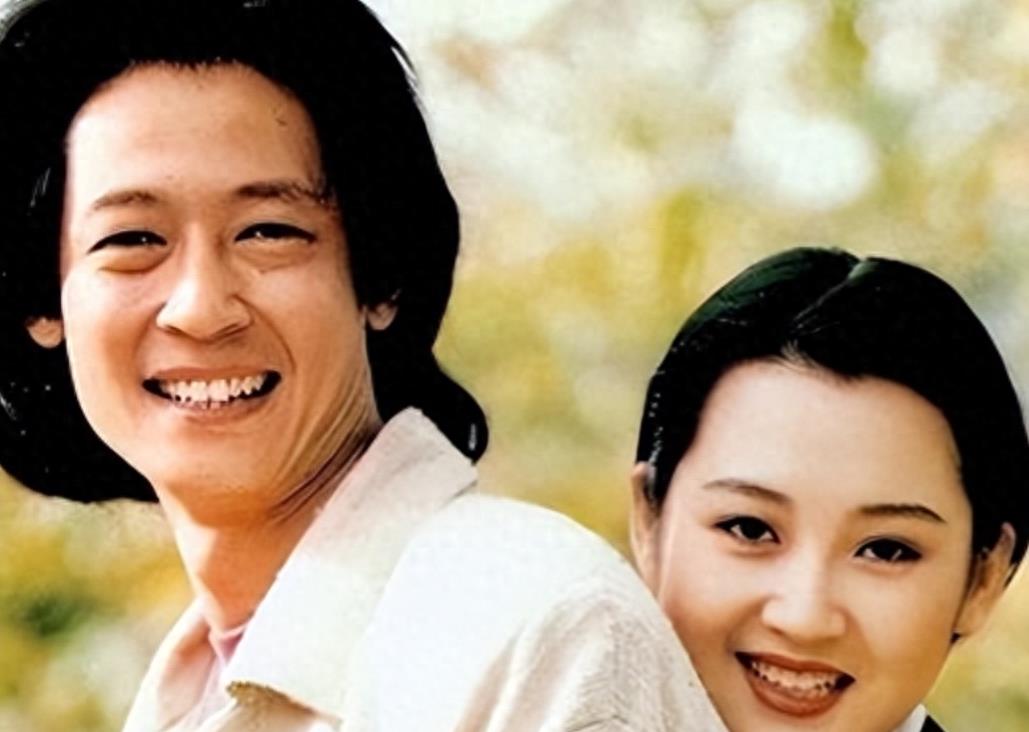 惨遭许睛抛弃，在葛优家躺了3年沙发，如今他却成“人生赢家”！