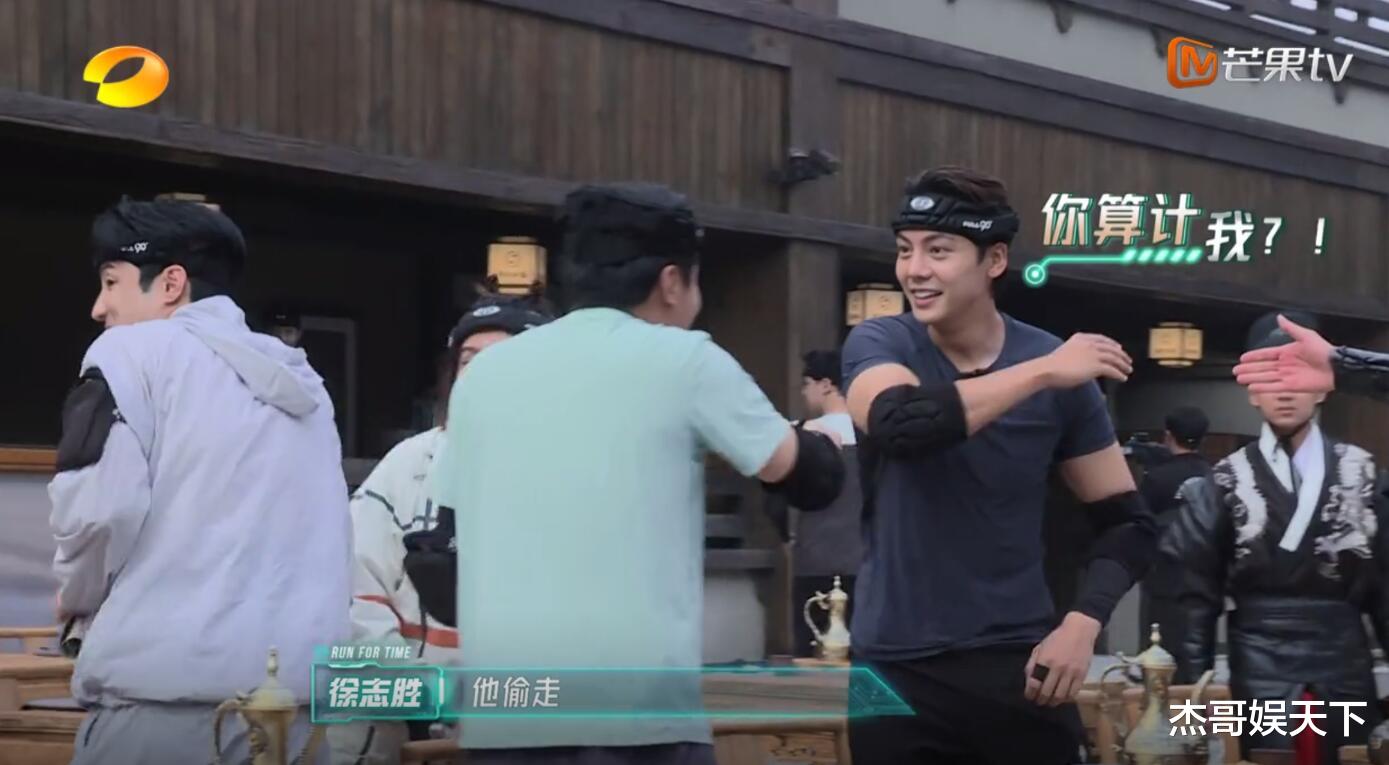 张真源|张真源的“清醒”,陈伟霆的“黑化”,让这期《全员加速中》封神