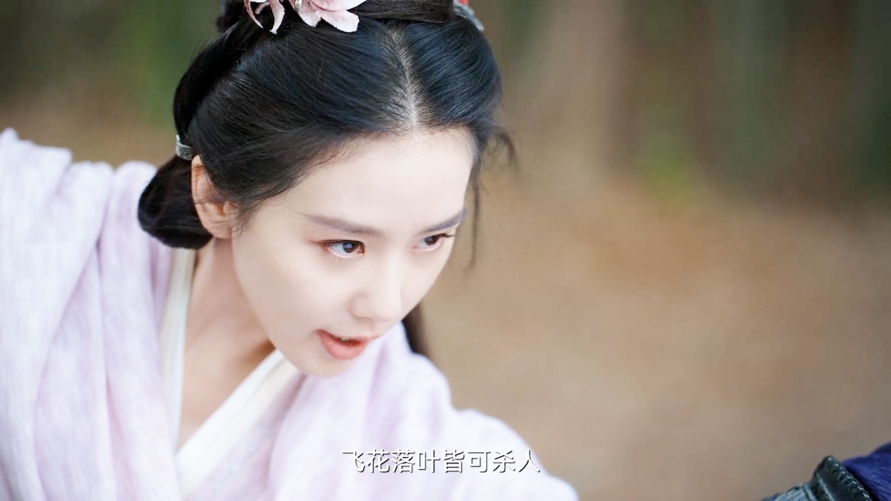 气质和骨相有多重要?36岁刘诗诗和30岁陈都灵站在一起,高下立判