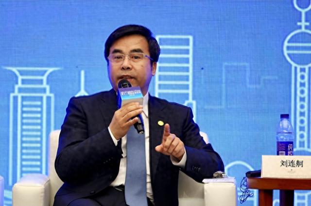 许家印为保命全部交代!供出背后三大靠山,难怪他能如鱼得水