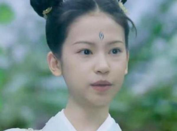 从《琉璃》到《莲花楼》,刘梦芮用三个小配角圈粉无数