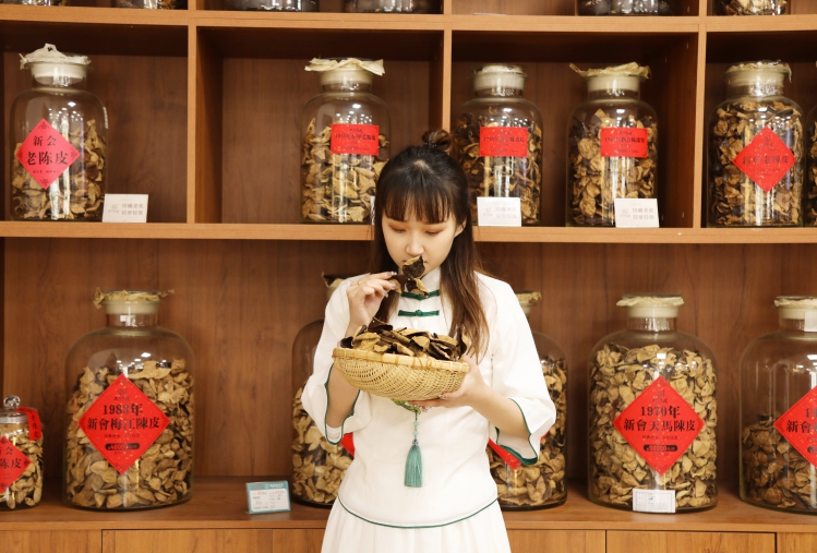 陈皮|绝对干货!阿玉教你如何辨别年份造假的新会陈皮!