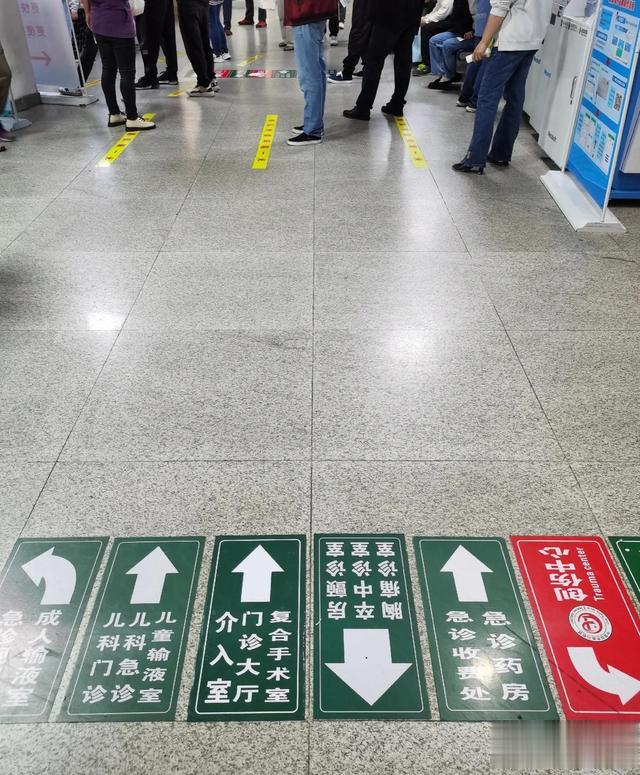 祸害我们三年的新冠病毒真的消失了？有几个现象，值得大家关注！