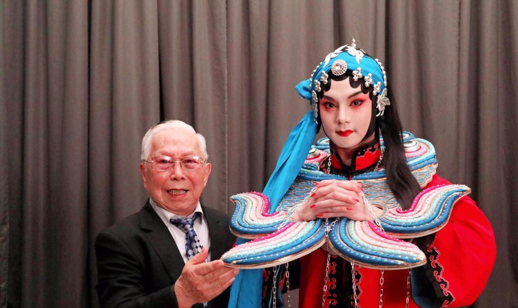 京剧|随着京剧名家毕谷云离世男旦老艺人越来越少,男旦又该如何发展