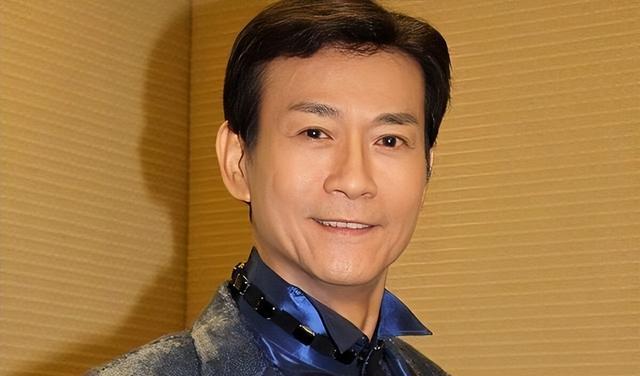 郑少秋长女自杀死前陷入三角恋！父亲三婚曾被邓光荣怒斥