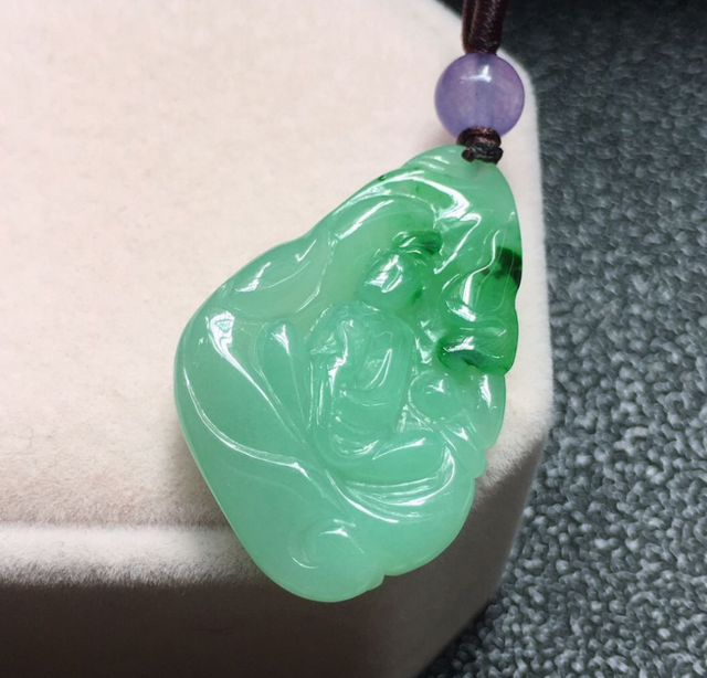 翡翠|凡所有相,皆是虚妄,你了解翡翠无相佛的寓意吗?