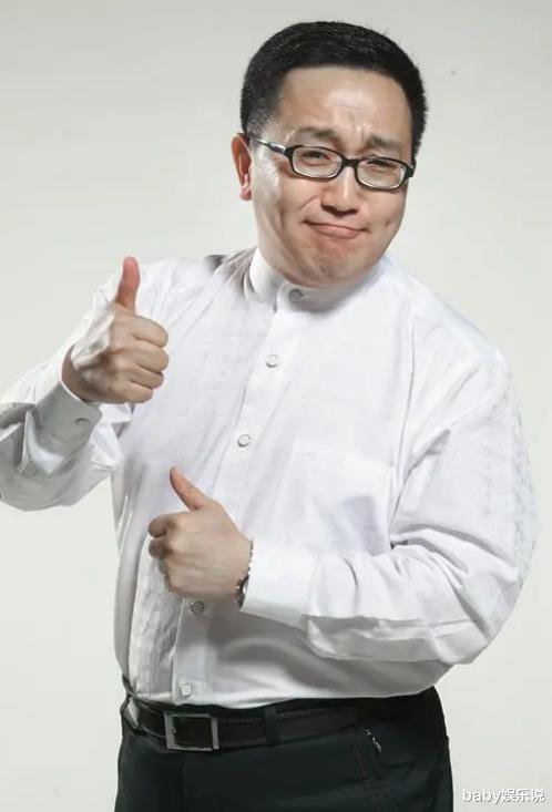 句兆杰|国家一级演员句号:二婚娶小11岁“丫蛋”,如今活成人生赢家