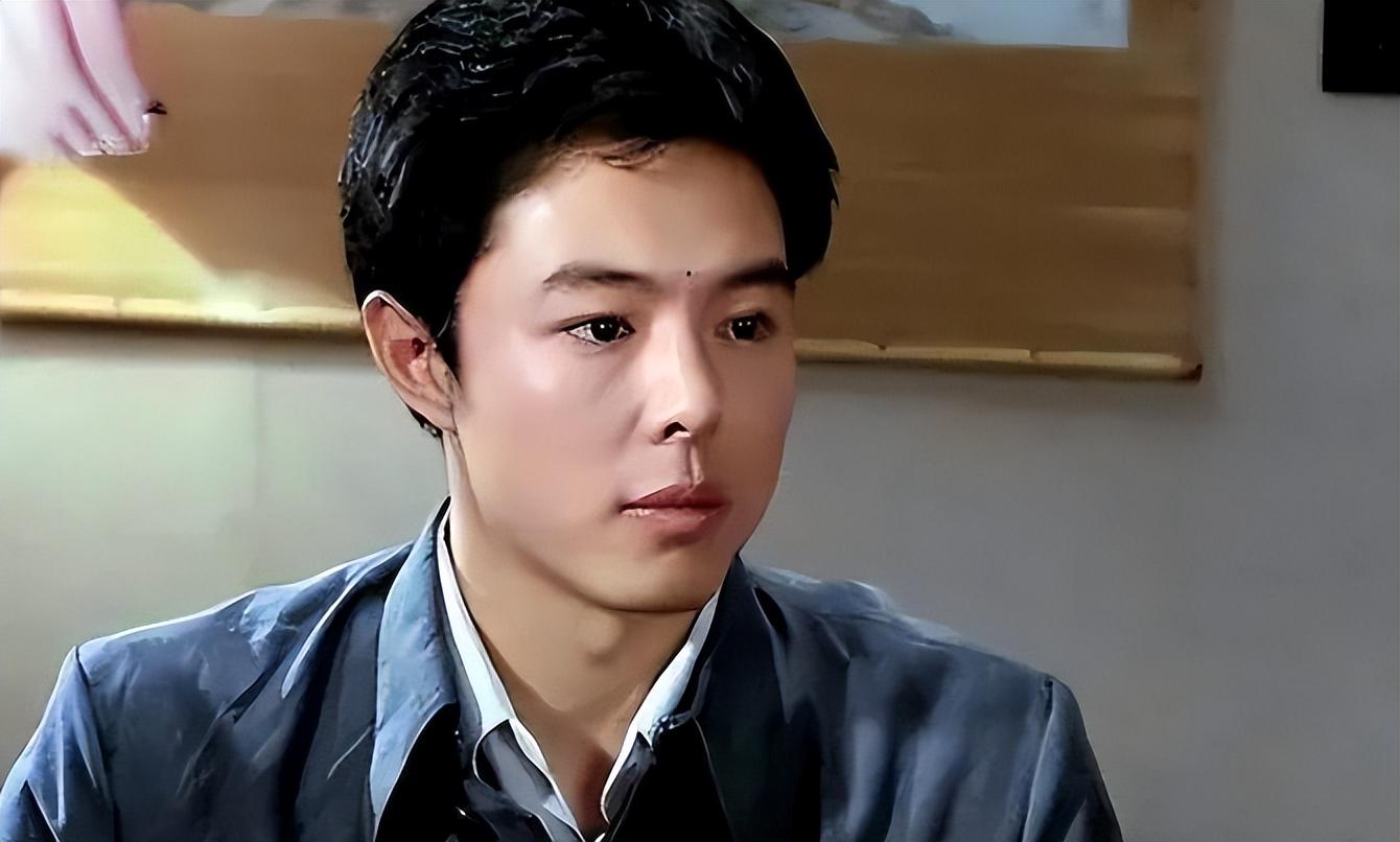 皇帝张铁林搞大女学生肚子,拒绝执行法院判决,网友:后宫太乱 - 电影