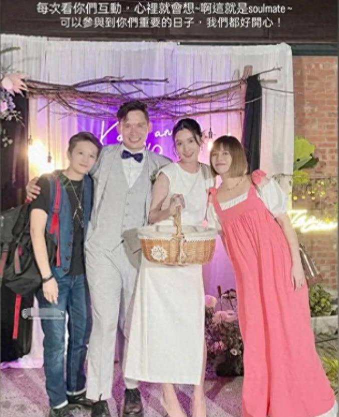 小三上位6年后补办婚礼,多位明星送上祝福,现场简陋惨遭嘲讽