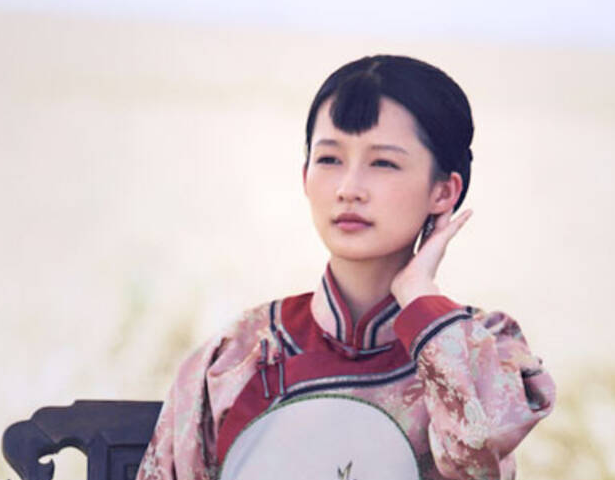 |放弃“铁饭碗”的李沁,就这样被导演毁了