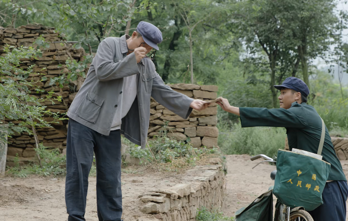 李沁|从赵露思到李沁,大咖明星们,请放过正剧吧