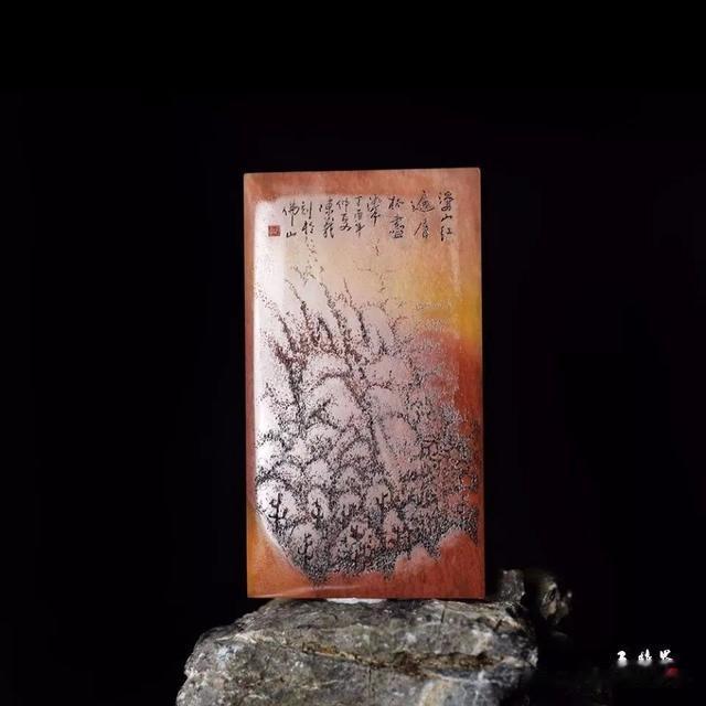 弹弓|藏匿于翡翠之间的神秘签名：玉雕师的身份密码