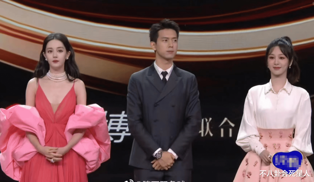 杨紫|真正的厮杀!42位女星比美盛事,85花同框,杨紫热巴争艳,好刺激