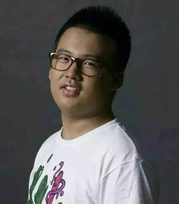 郭麒麟|27岁郭麒麟的“觉悟”,让多少星二代“脸红”