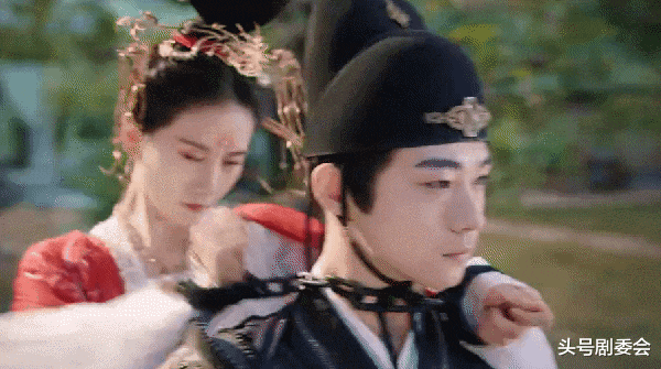 开播一天，拿下飙升榜第一！我断言：这部剧必将火遍全国！