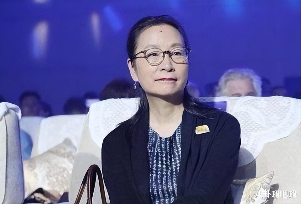 奚美娟被曝“出轨丑闻”，疑有两副面孔晚节不保，网友：恶意伤人