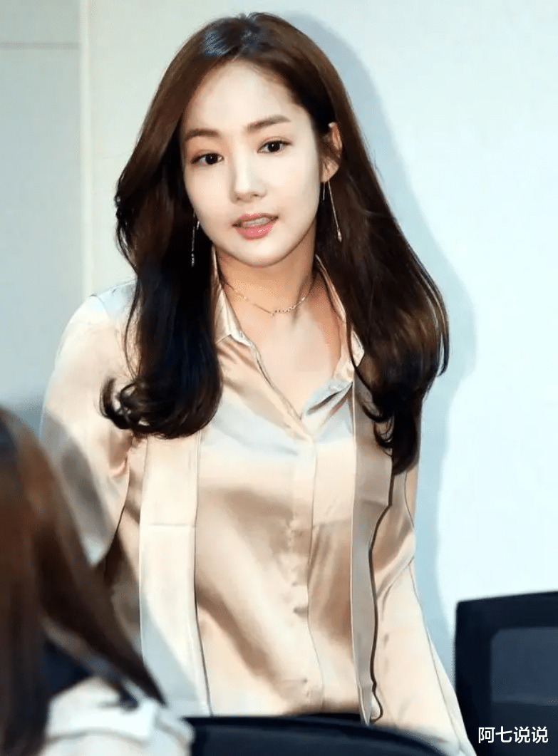 陈飞宇|两天5个瓜,情人节官宣结婚,床照被爆,娱乐圈可真热闹