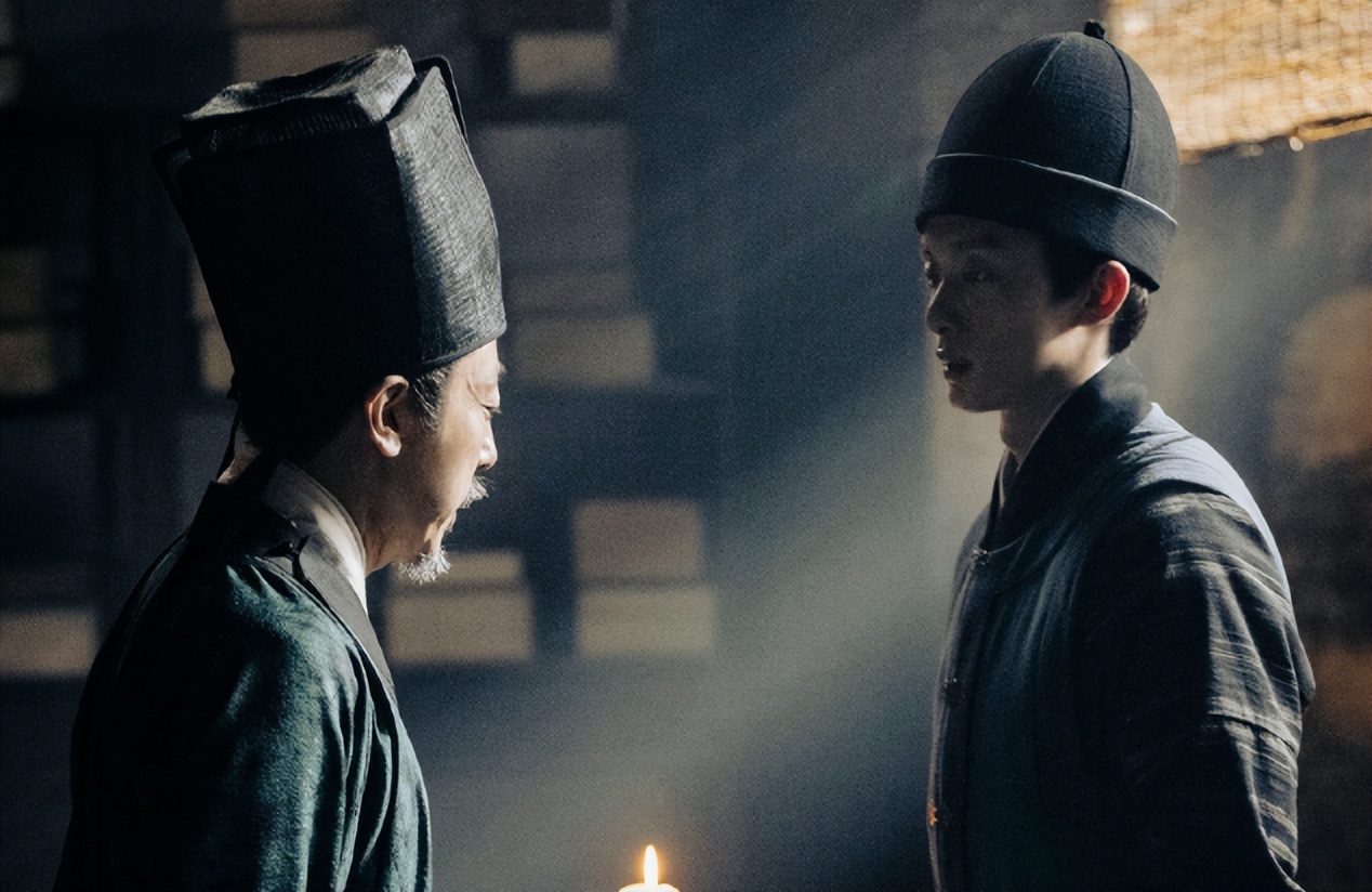 才播4集,评分高达8.2,观众:终于有部值得熬夜追的悬疑探案剧