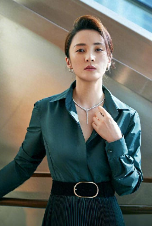 身材好的中年女星我只服这6位,不营销,肉都长在了该长的地方!