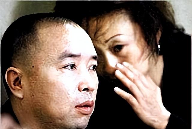 一百万一晚？赖昌星揭露两人真实关系，歌唱家董文华因何会退圈？