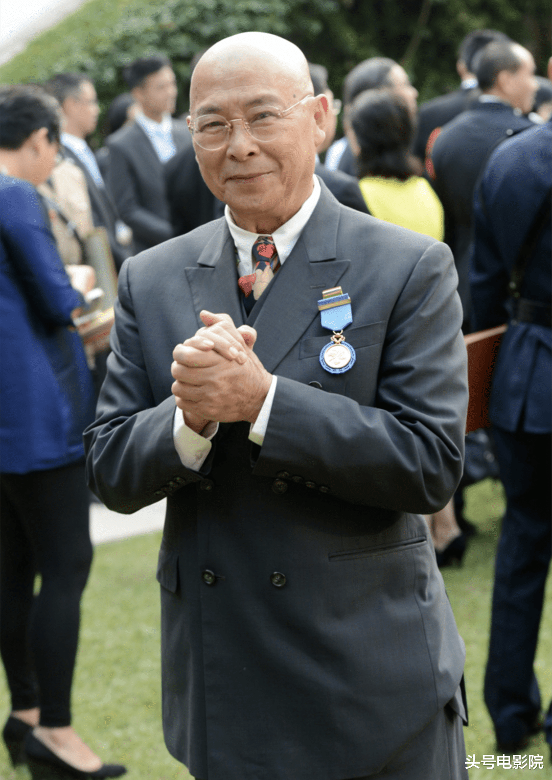 91岁老戏骨罕见现身，为刘德华捧场！射雕南帝和树妖姥姥都是他