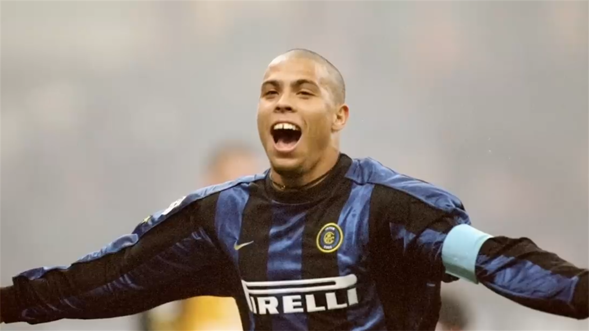 王泉泽|来自天外的来客，一代人抹不掉的记忆，外星人罗纳尔多