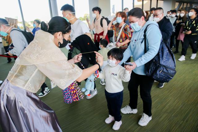国际机场|中国游客 “组团”再出发