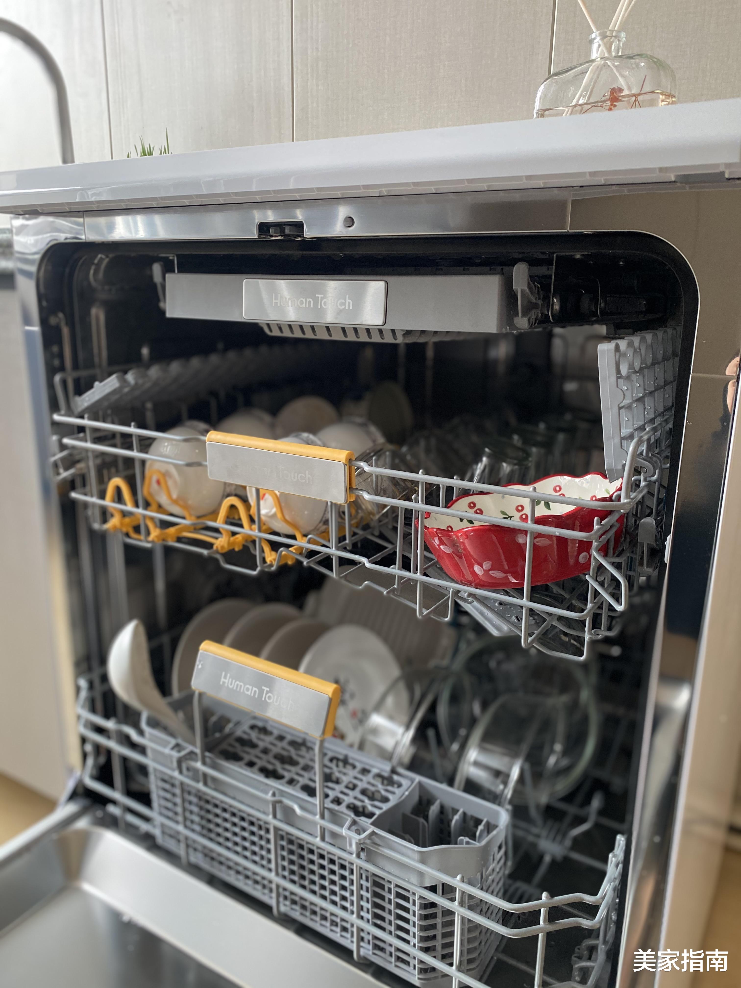 装了洗碗机后,我发现很多人正在被"洗不干净,费水费电"误导