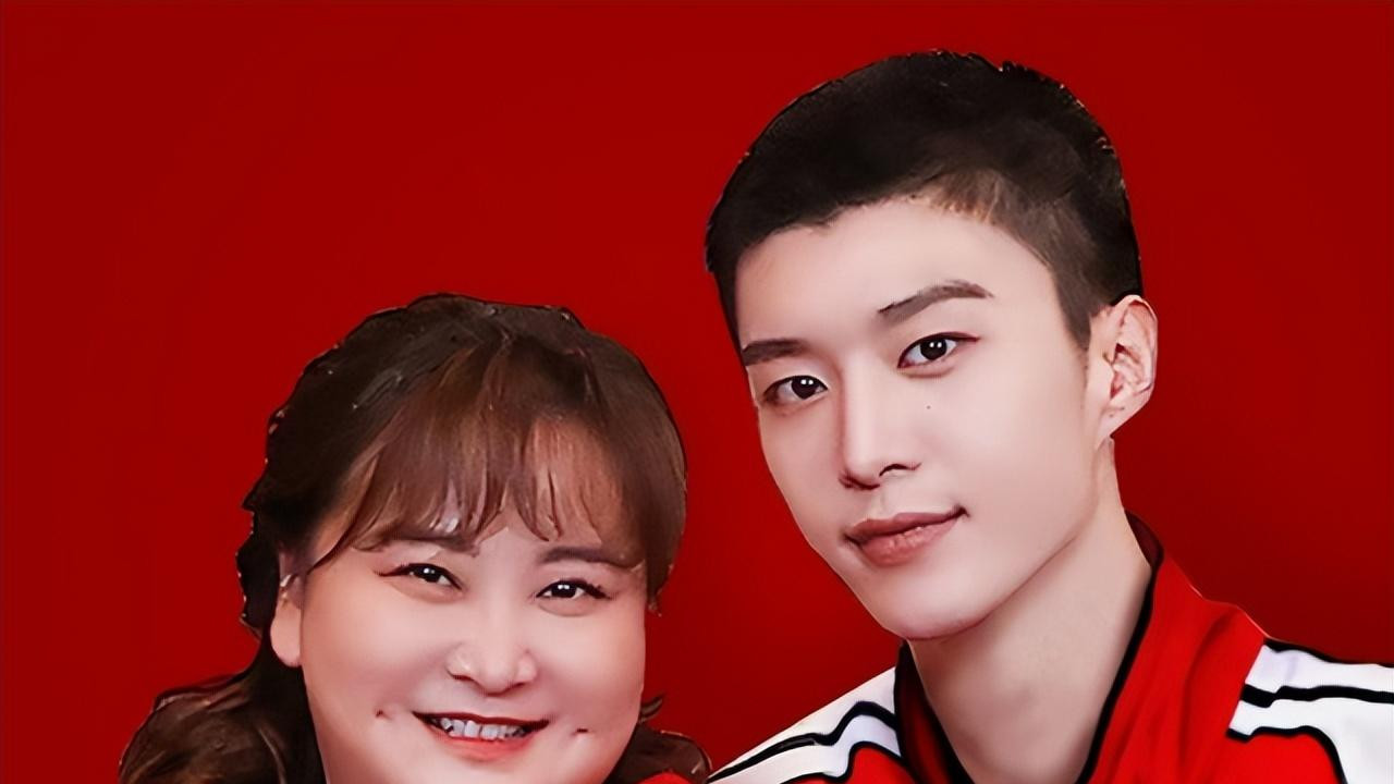 贾玲|内娱大瓜！贾玲疑似隐婚产子，孩子的父亲是范丞丞？男方发文回应