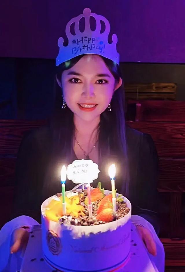 37岁漂亮女主持人突然去世,大量美照流出,最后一条朋友圈曝光