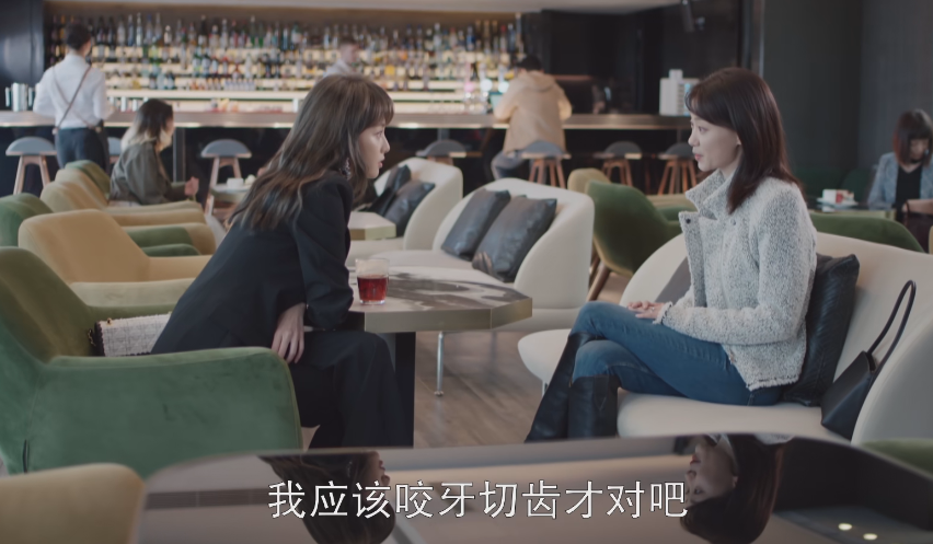 当“整容脸”混进央视职场剧，撞上天然脸演员，简直是降维打击