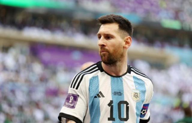 梅西离开大巴黎为什么7次金球奖得主的职业生涯转会费为0