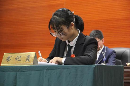 大学|三大岗位或将被移出编制，铁饭碗或将沦为合同工？看看你在其中吗