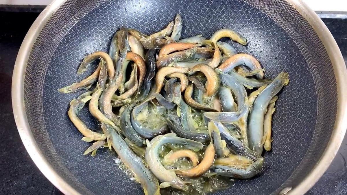 肝脏|“补肾冠军”竟是它,不是生蚝韭菜,每周吃2次,补肾固精有干劲