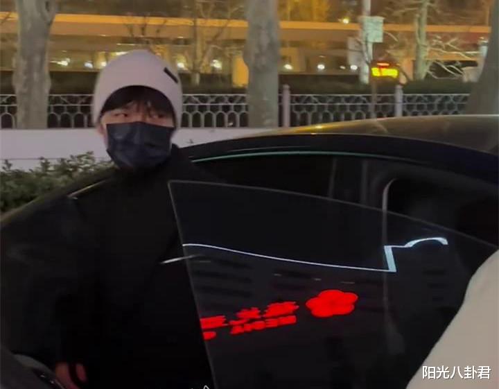 |春晚彩排名单持续曝光,喜剧演员不搞笑,阵容还不如张艺谋新电影