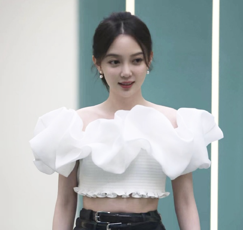 姐姐|《浪姐4》初舞台成照妖镜，谁是关系户，谁是炮灰，全都照出来了