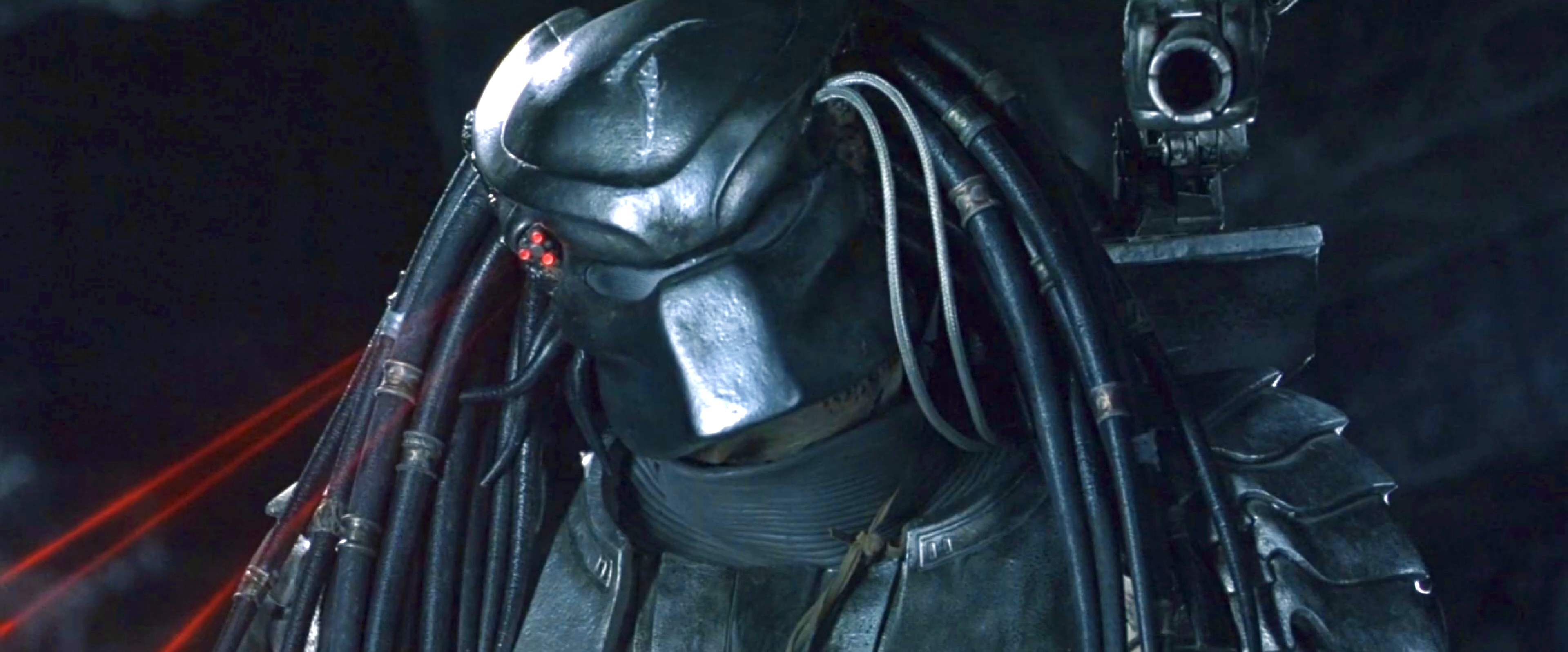 南极|《异形大战铁血战士》密档,刀疤与凯尔特对比,到底谁的战力更强