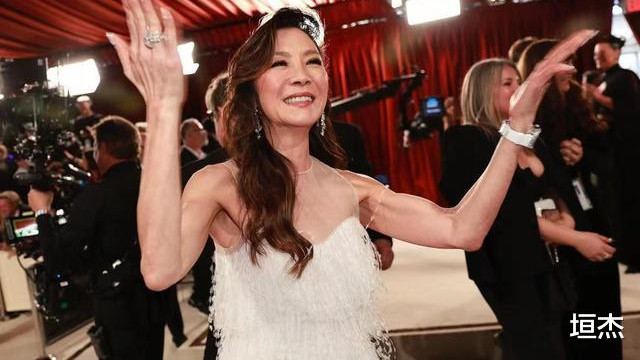 电影|一场在香港举办的颁奖典礼，暴露了对内地明星的“恶”