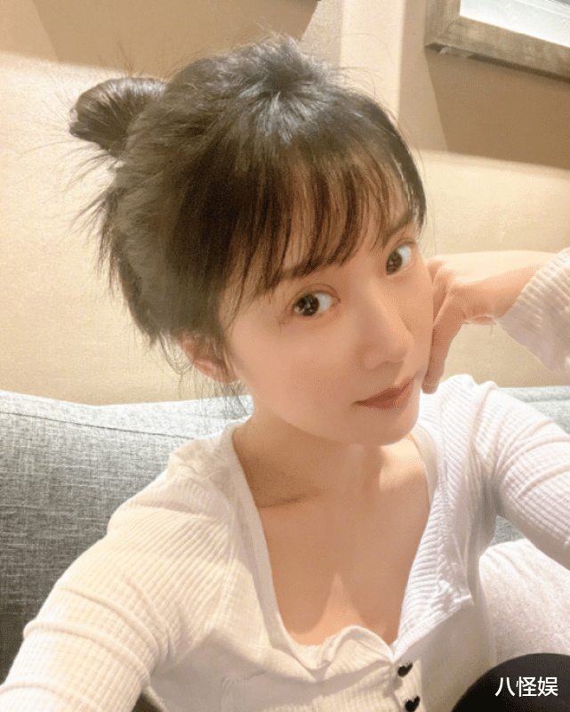 李念|37岁李念官宣怀三胎，幸福公开孕肚照肚大如箩，嘟嘴卖萌状态好好