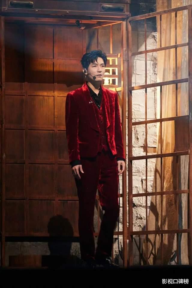 陈楚生为什么翻红了?双11购物被认出,蔡国庆的回答笑翻了