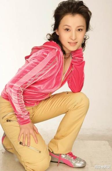 徐露：与导演丈夫相识6天闪婚，却不愿生孩子，如今女儿19岁了