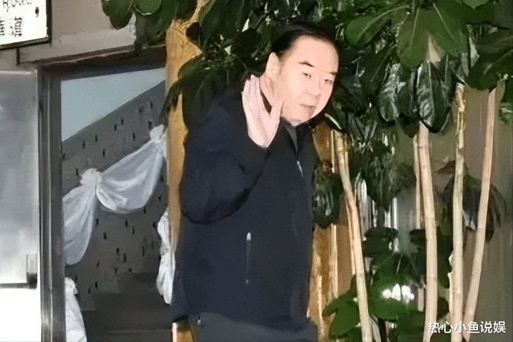 刘德华父亲丧礼：吴君如郑则仕等大佬到场吊唁，11岁女儿颜值抢镜