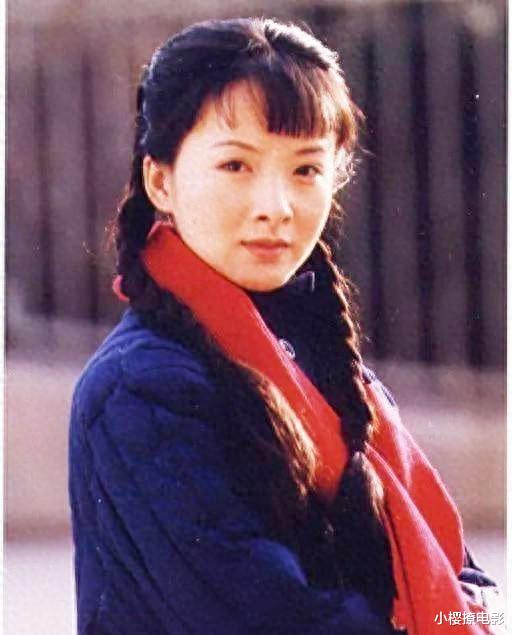 曾定居美国,回国捞金遭驱赶,如今50岁演员谢兰现状如何?