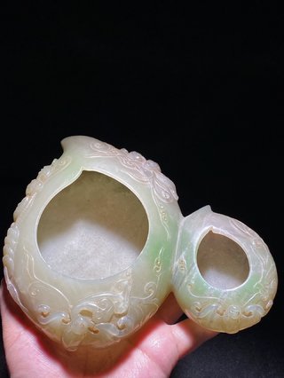 笔洗|民国 和田玉 青白玉带翠 福寿纹 双桃形 笔洗
