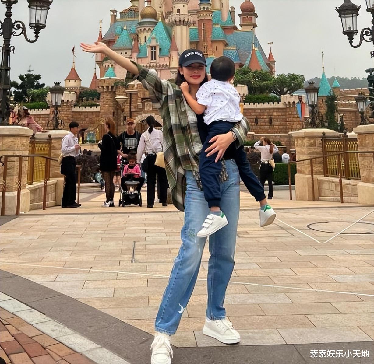 乐基儿|乐基儿奢华豪宅曝光,离开富商老公的生活更惬意,个人状态受好评