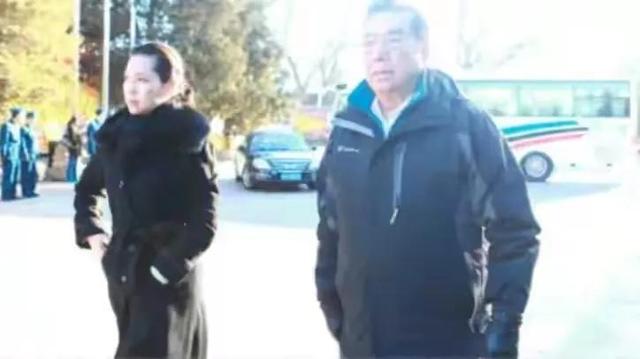 李双江|84岁李双江罕见现身,身板硬朗状态好,儿子李天一于近期出狱!