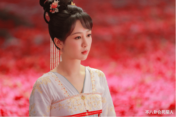 精修很美，一到剧中就现出原型，这5位“照骗”女星该醒醒了