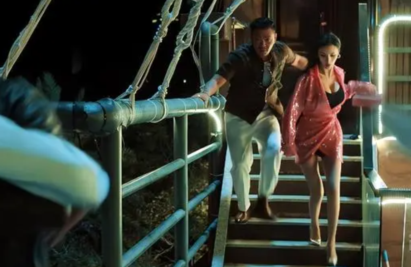 《破冰》告诉我们,没完没了“秀身材”,这种性感观众早看腻了!