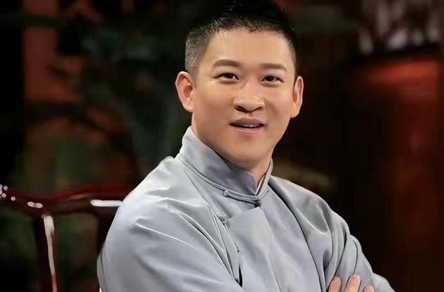 郭麒麟因伪善继母离开德云社?王慧真面目曝光,父子关系浮出水面